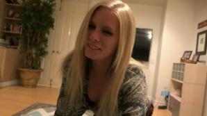 Elaina Raye loves your hot cum on her feet